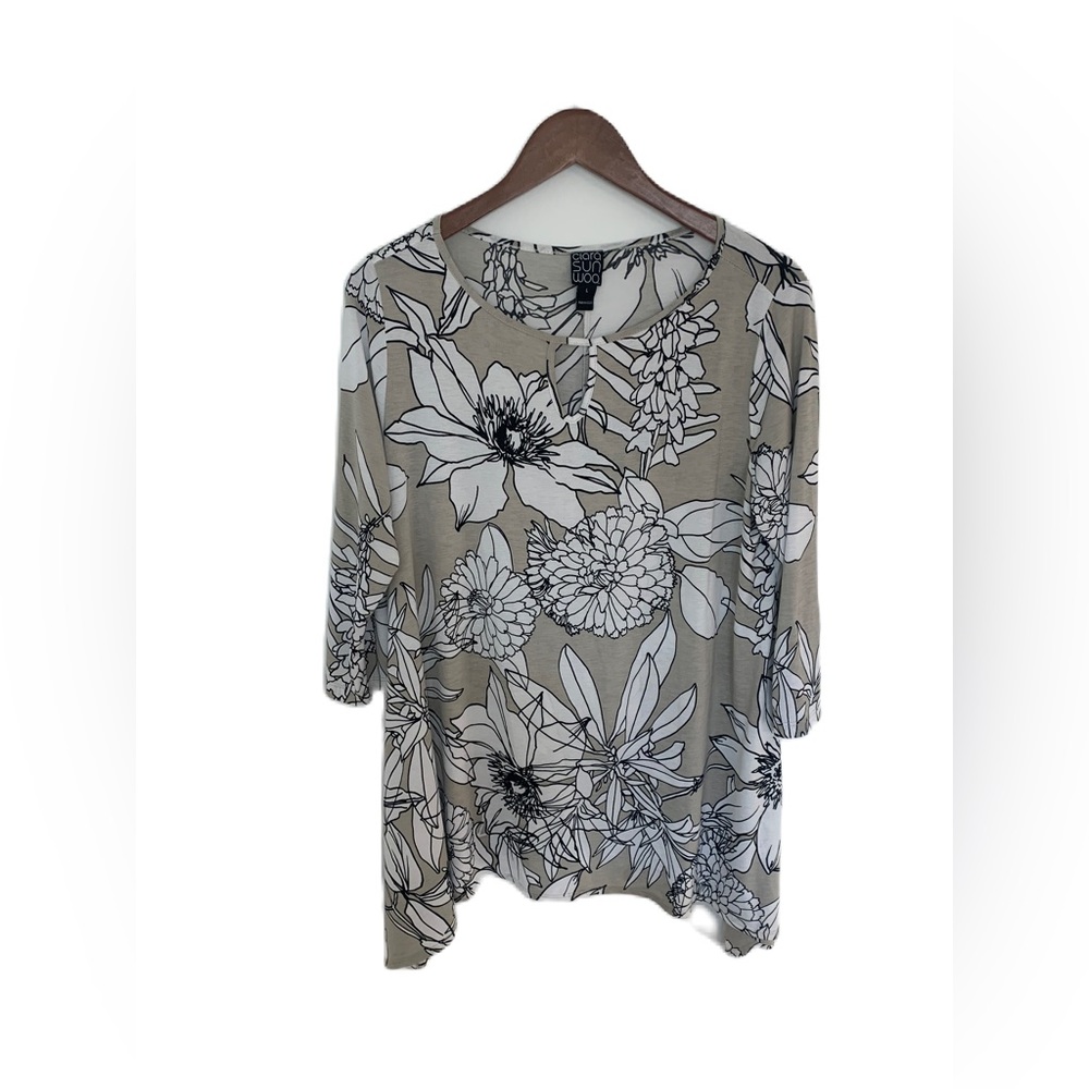 Clara Sun Woo Women’s Top Large Tan Floral Asymmetrical Hem Half Slv Lagenlook